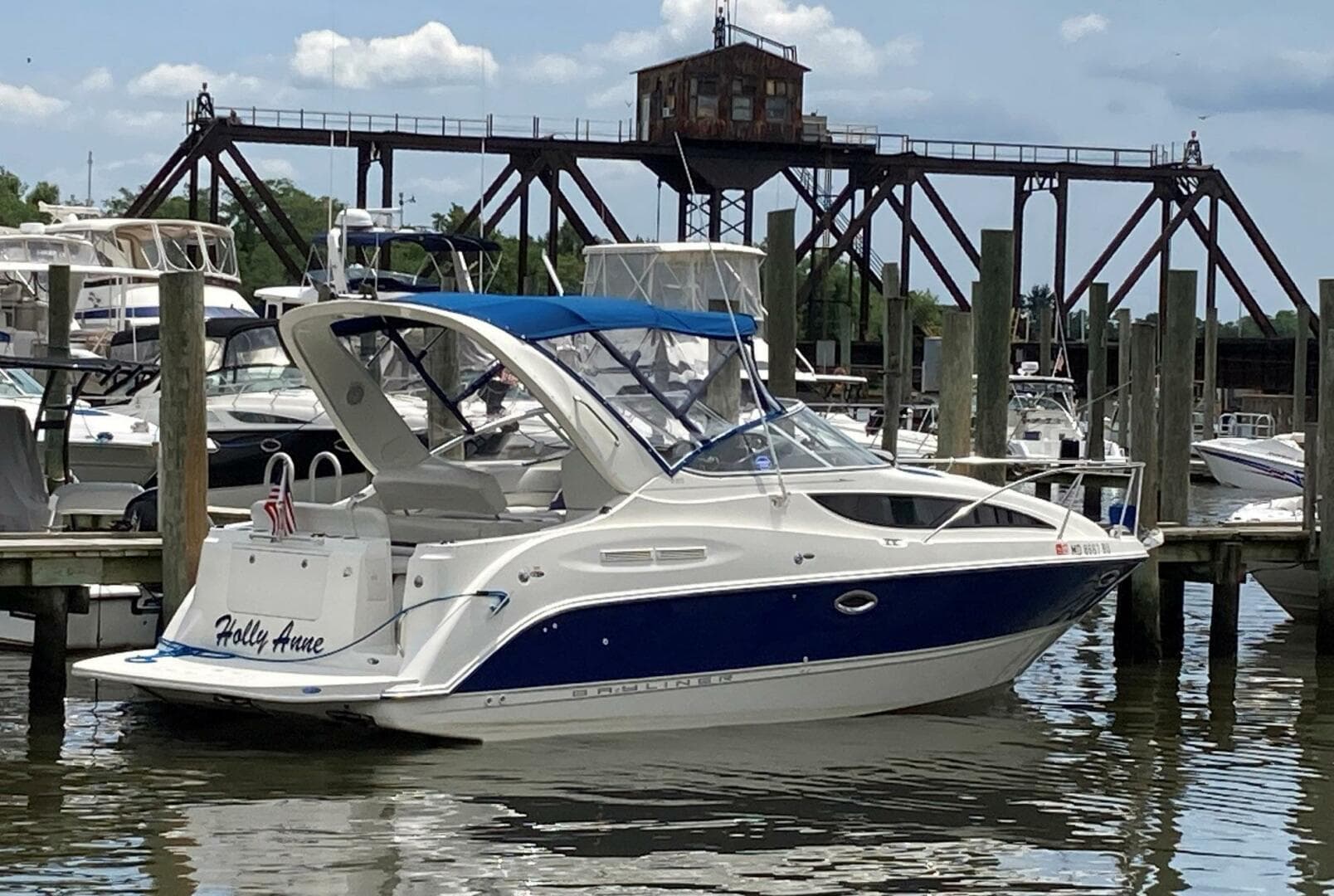 2005 Bayliner 285