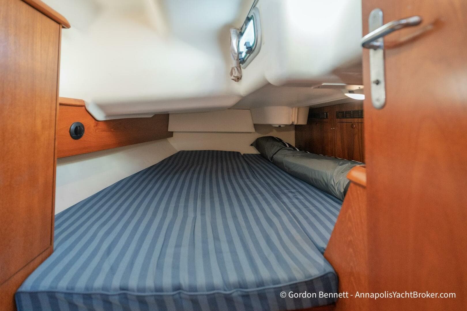 2002 Jeanneau Sun Odyssey 37