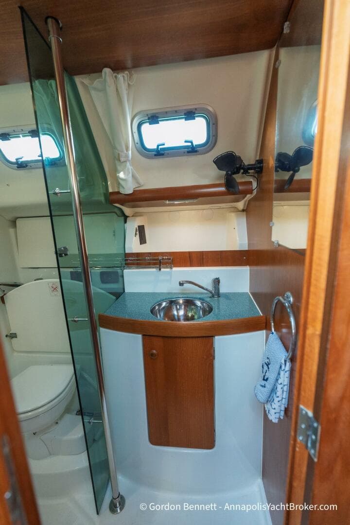 2002 Jeanneau Sun Odyssey 37