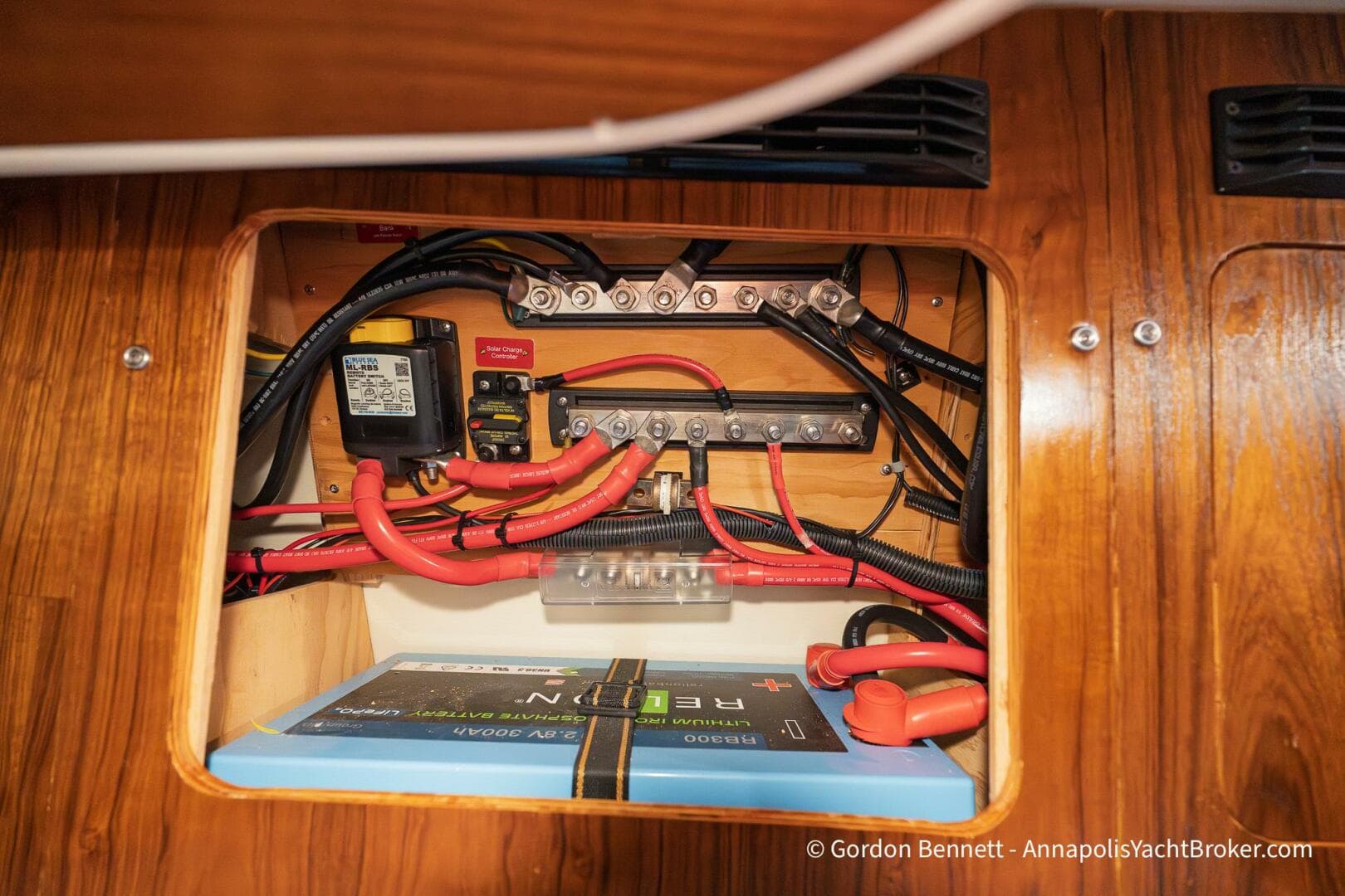 2002 Jeanneau Sun Odyssey 37