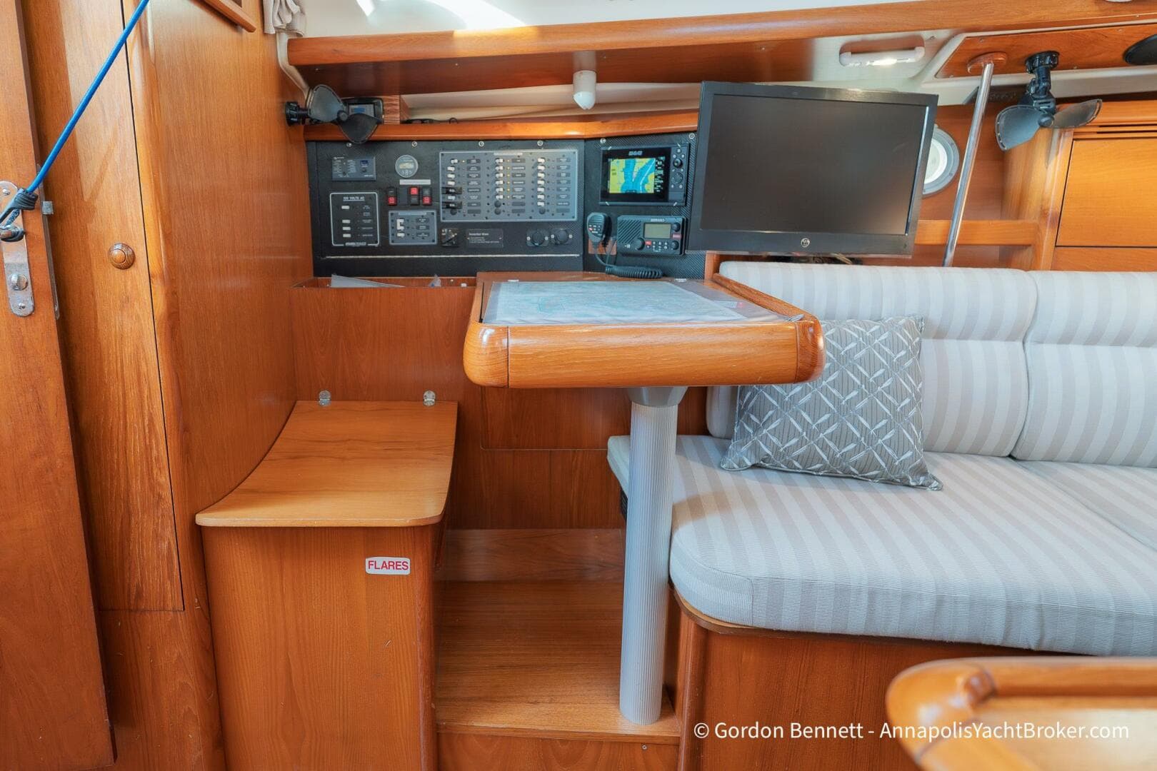 2002 Jeanneau Sun Odyssey 37
