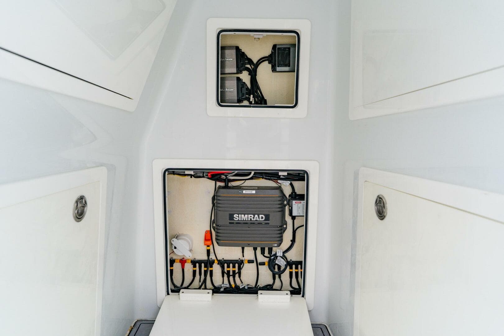 2024 Costa Custom 34 SV