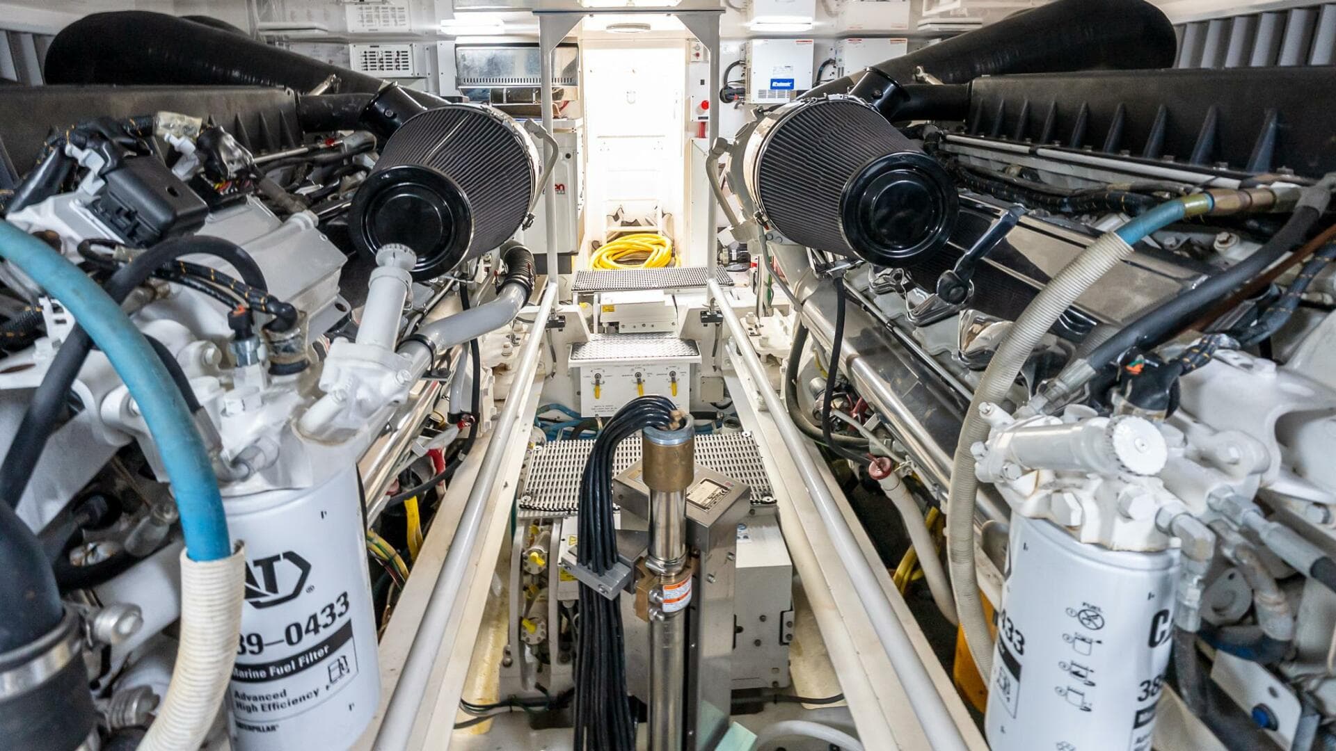 2007 Viking 64 Convertible