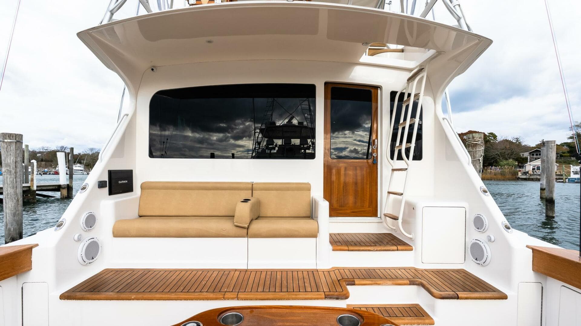 2007 Viking 64 Convertible