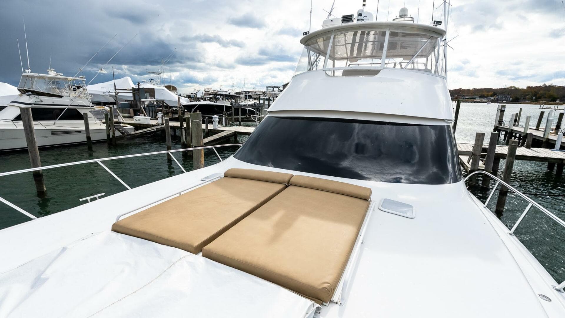 2007 Viking 64 Convertible