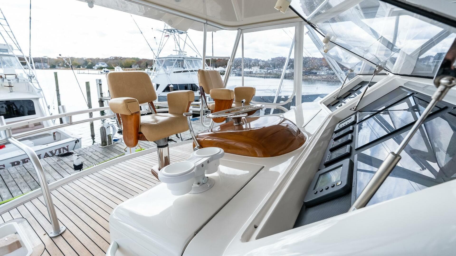 2007 Viking 64 Convertible