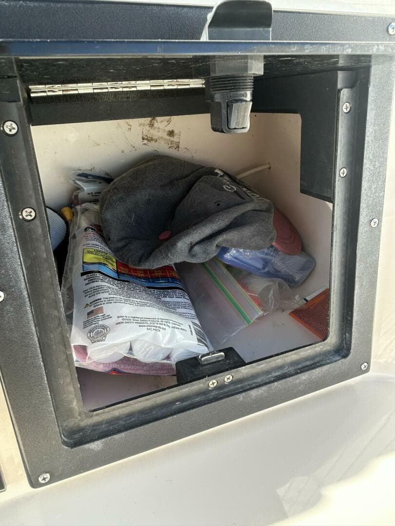 2001 Key West 1900 Sportsman