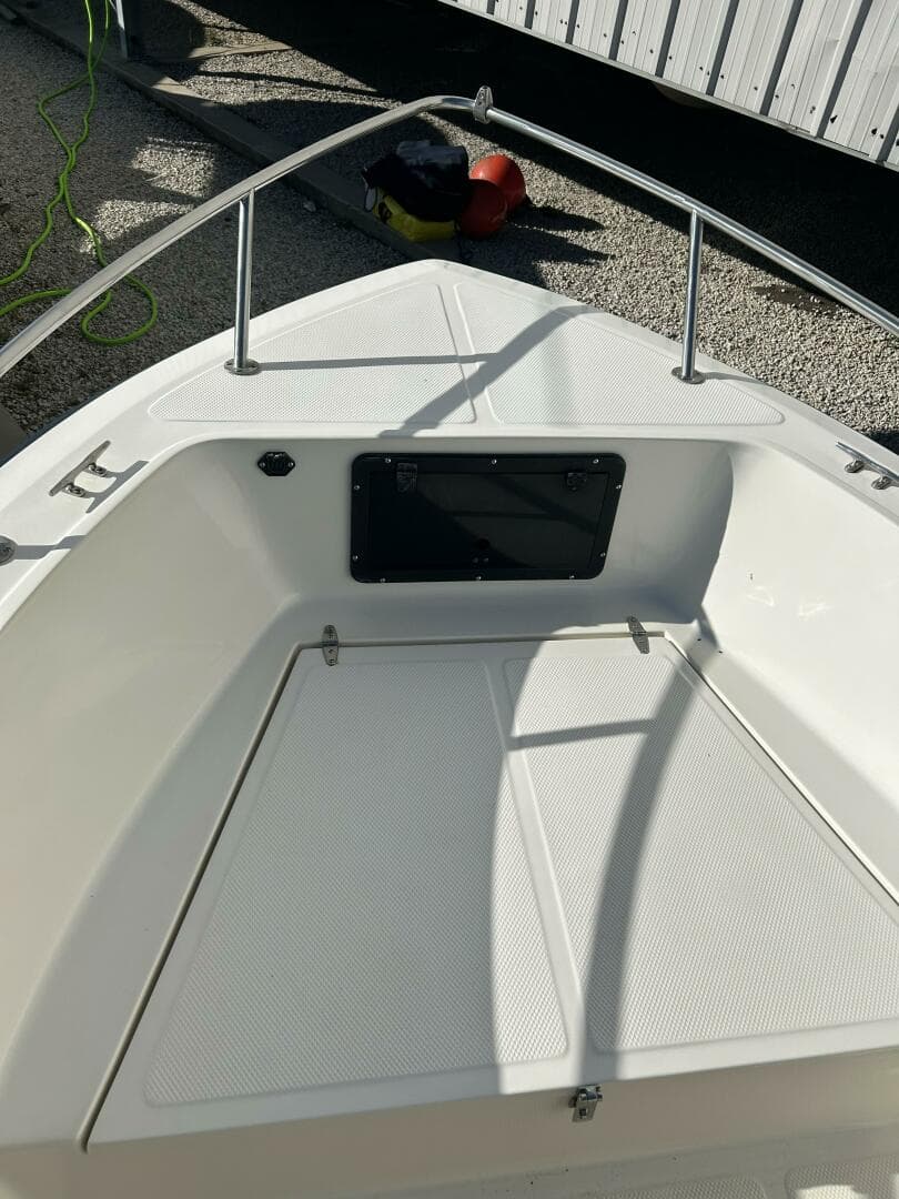 2001 Key West 1900 Sportsman