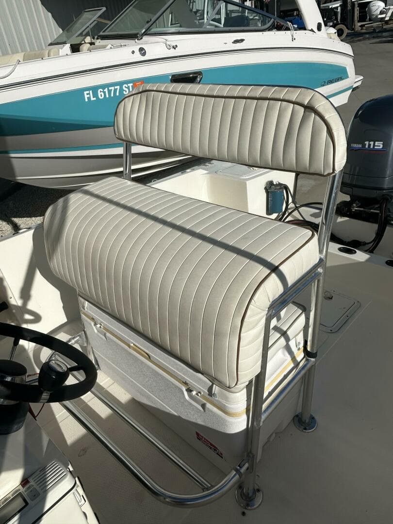 2001 Key West 1900 Sportsman