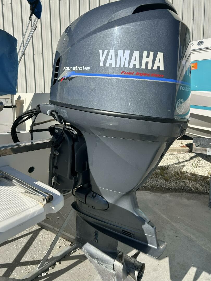 2001 Key West 1900 Sportsman