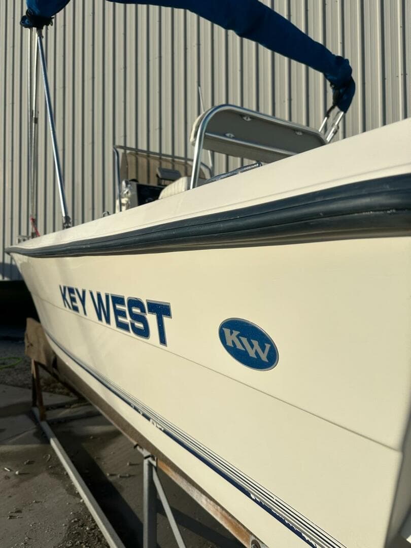 2001 Key West 1900 Sportsman