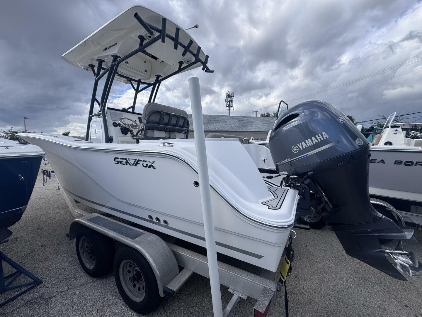 2021 Sea Fox 228 Commander