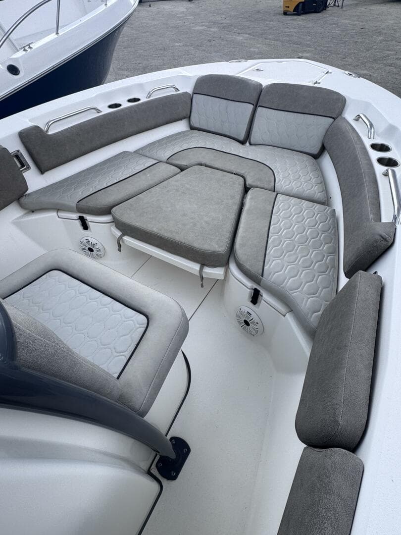 2021 Sea Fox 228 Commander