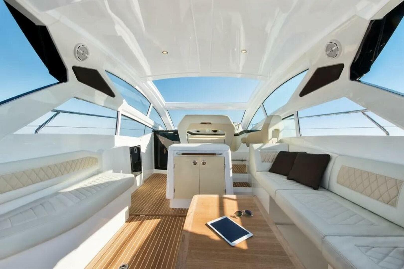 2019 Beneteau Gran Turismo 40