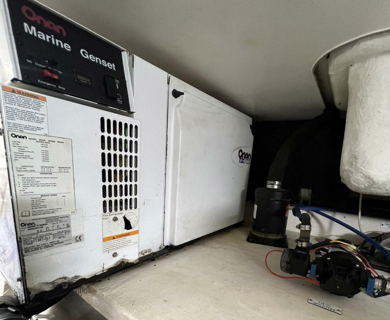 2007 Luhrs 41 Hardtop Express