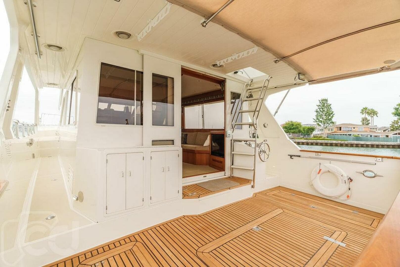 1999 Offshore Yachts 52 Pilothouse
