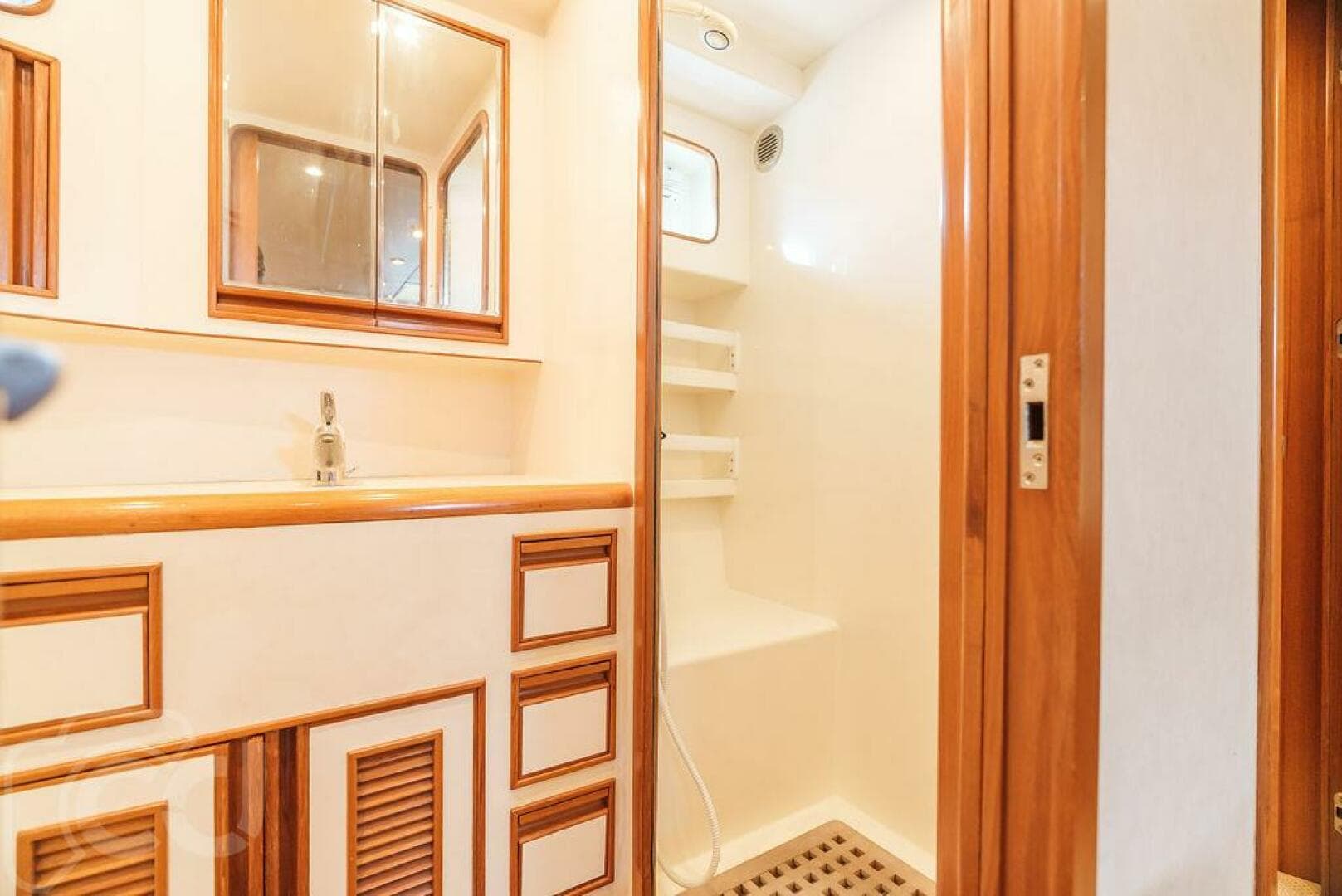 1999 Offshore Yachts 52 Pilothouse