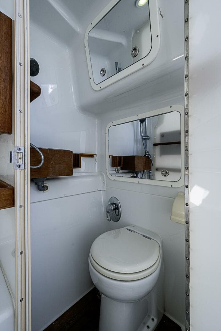 2010 Yellowfin 42 Offshore