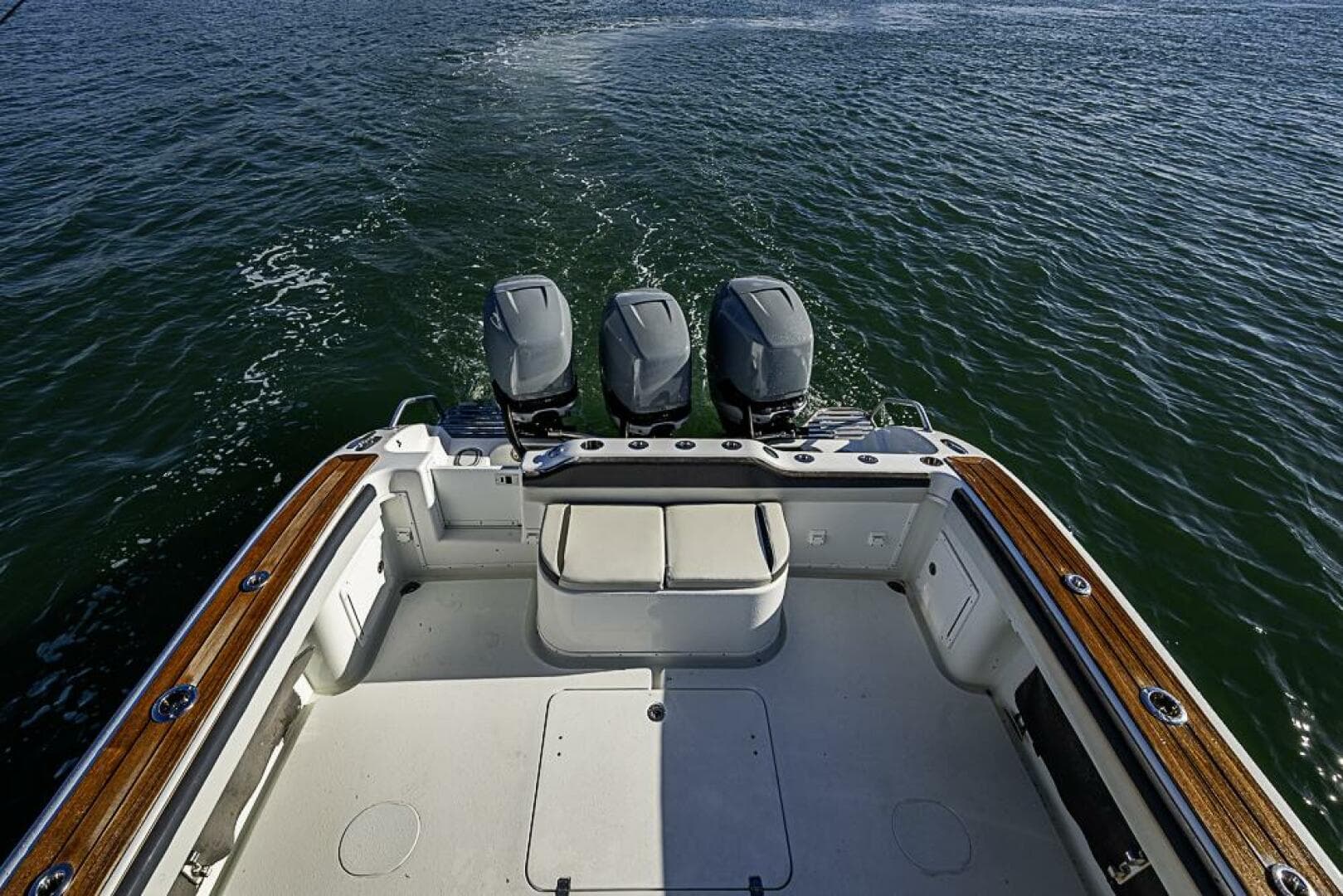 2010 Yellowfin 42 Offshore