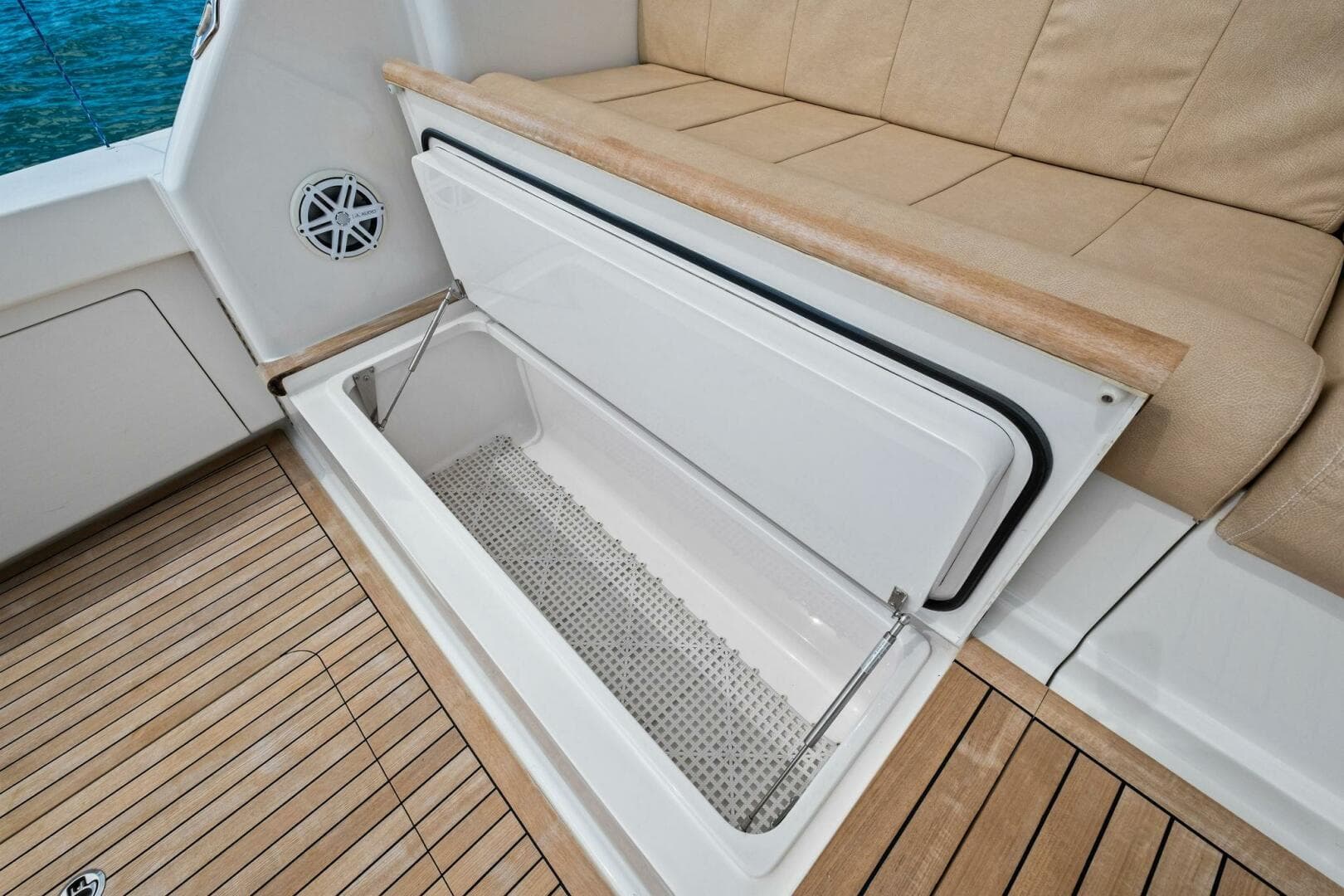 2008 Viking 64 Convertible