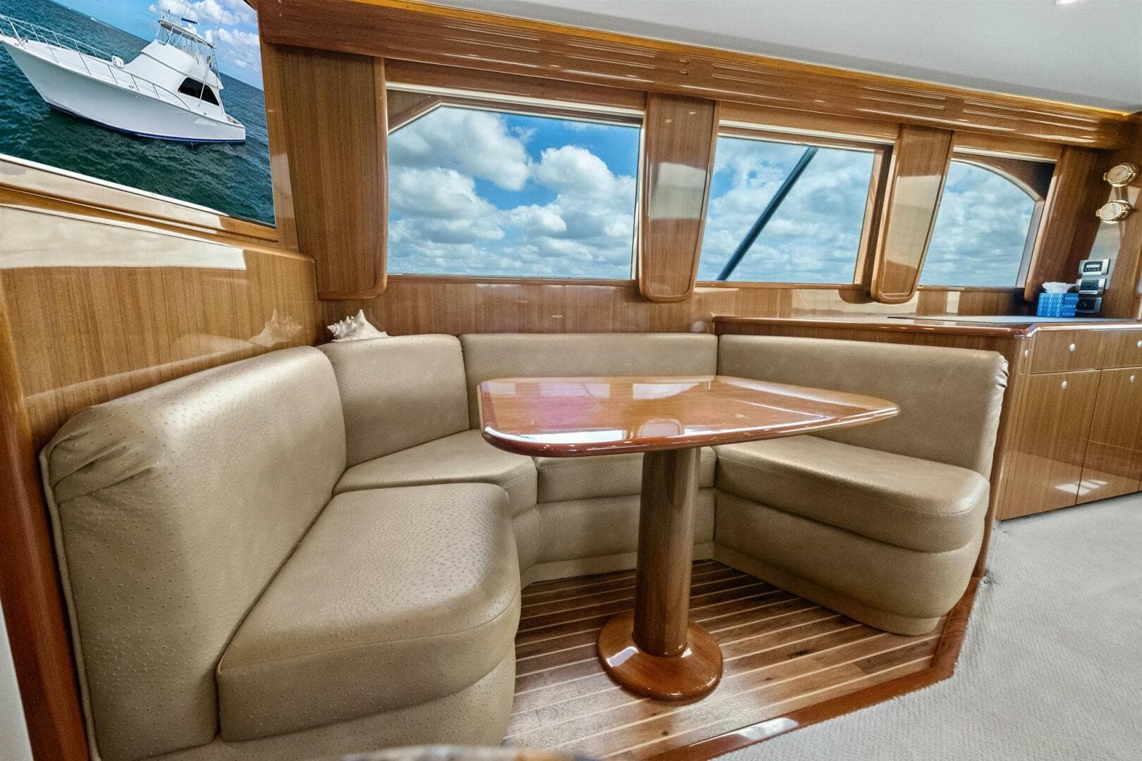 2008 Viking 64 Convertible