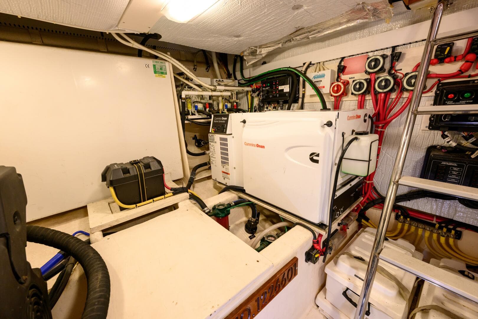 2009 Sabre 42 Hard Top Express