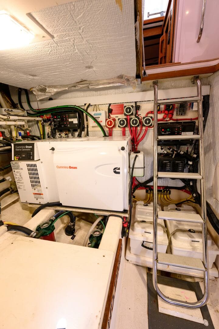 2009 Sabre 42 Hard Top Express