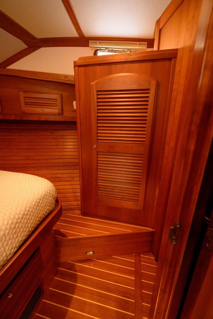 2009 Sabre 42 Hard Top Express