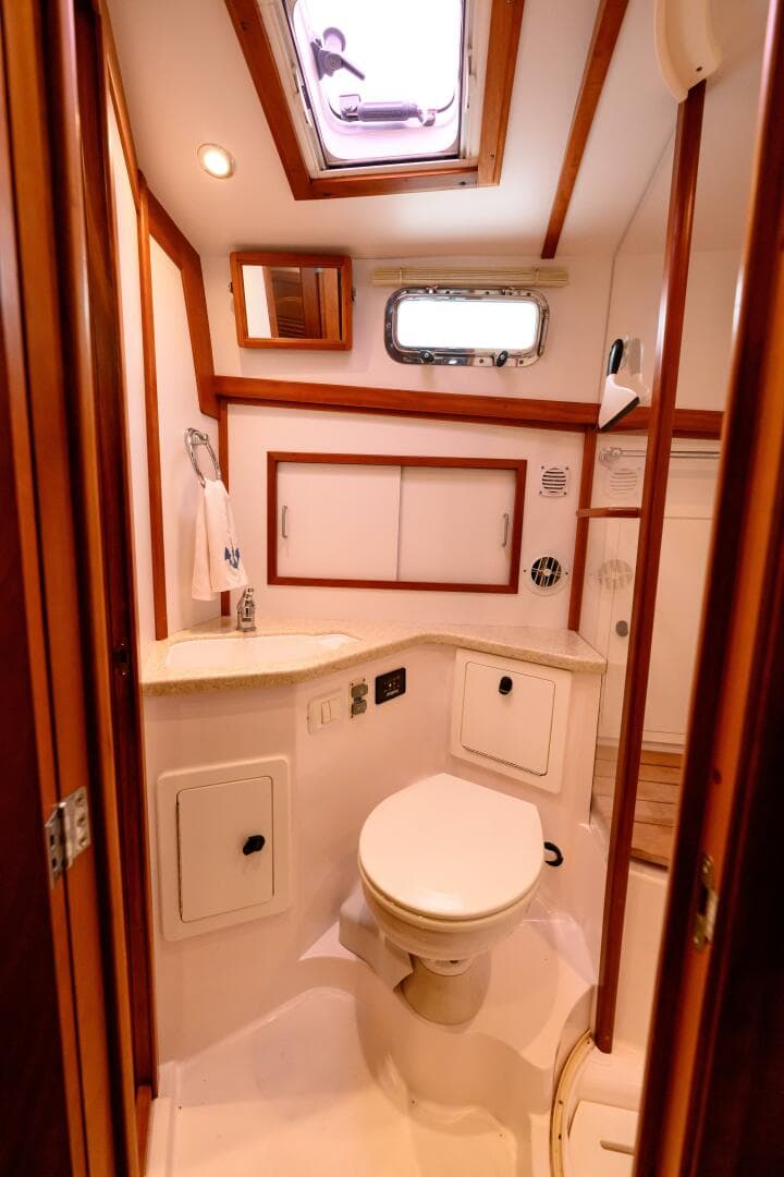 2009 Sabre 42 Hard Top Express