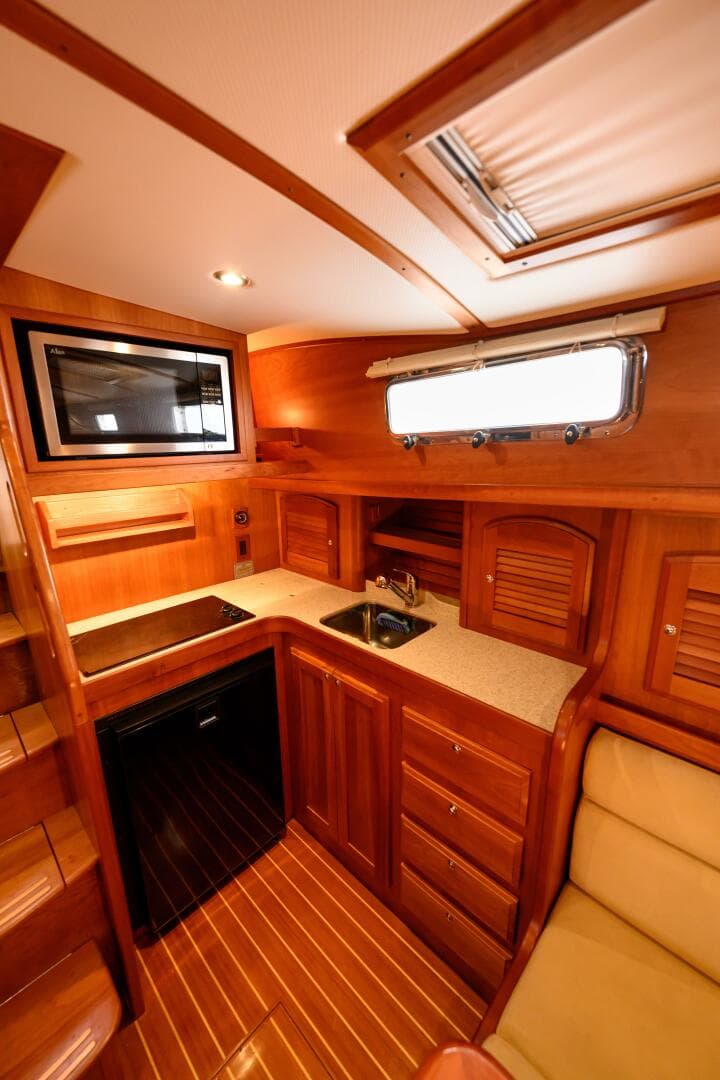 2009 Sabre 42 Hard Top Express