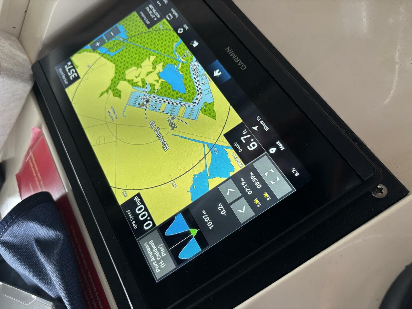 2004 Mainship Pilot 30 Rum Runner II