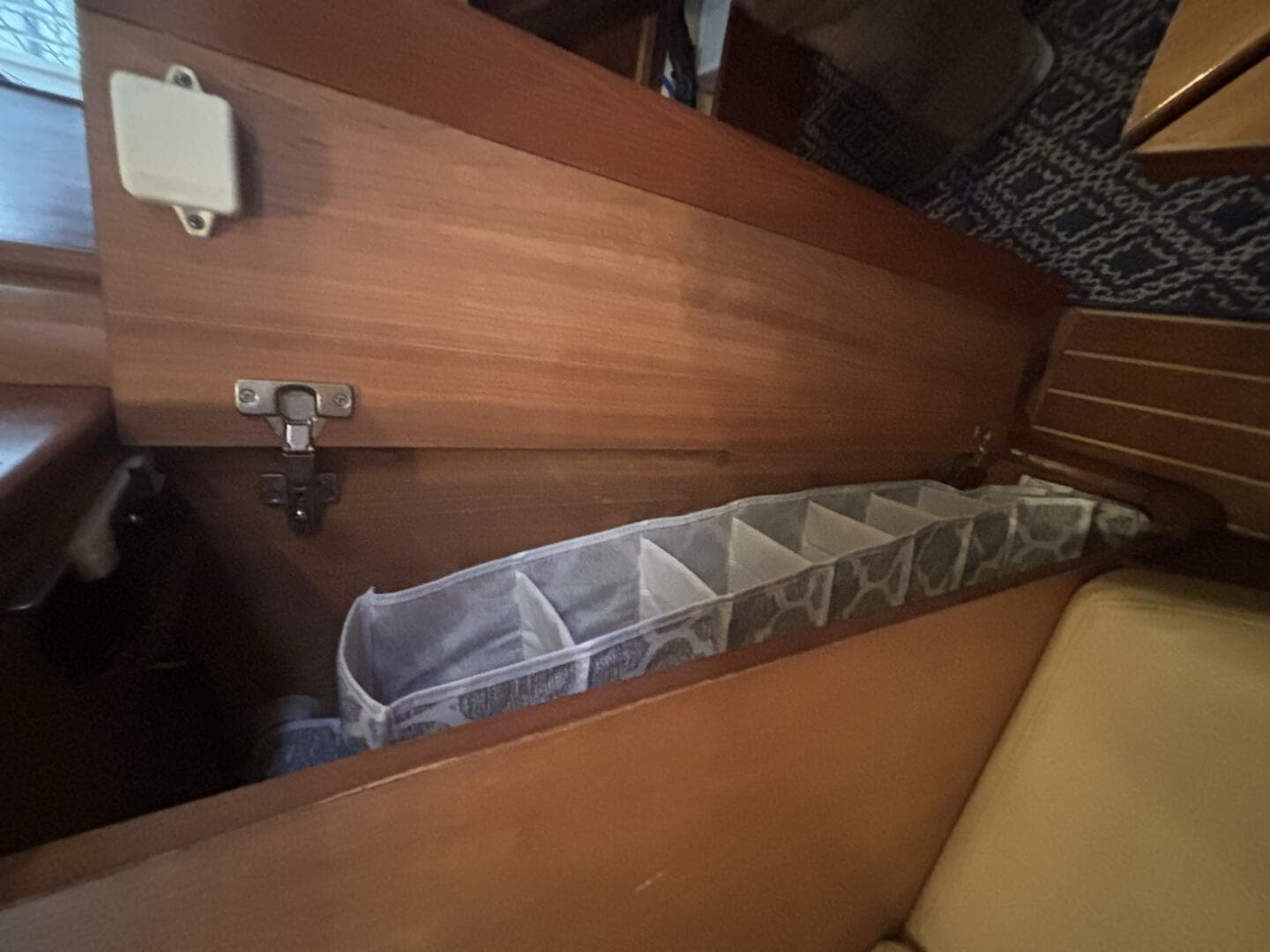 2004 Mainship Pilot 30 Rum Runner II