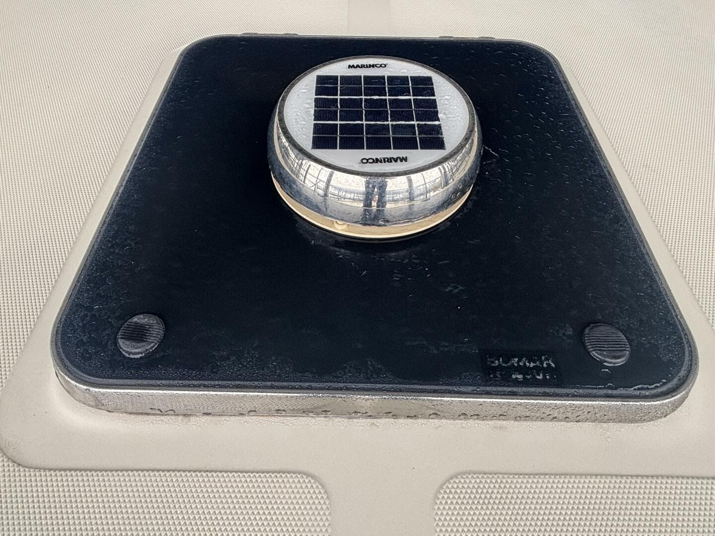 2004 Mainship Pilot 30 Rum Runner II