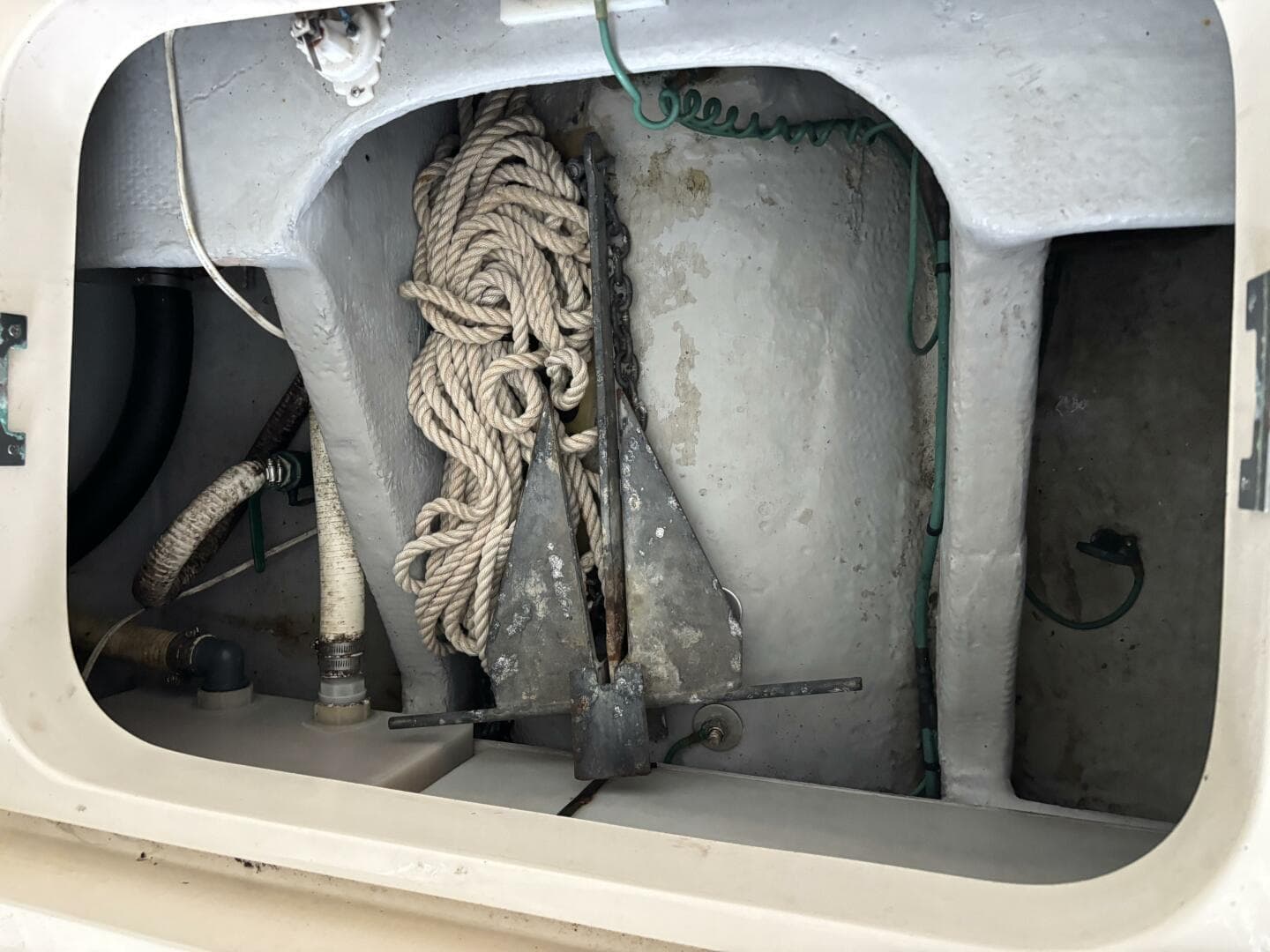 2004 Mainship Pilot 30 Rum Runner II