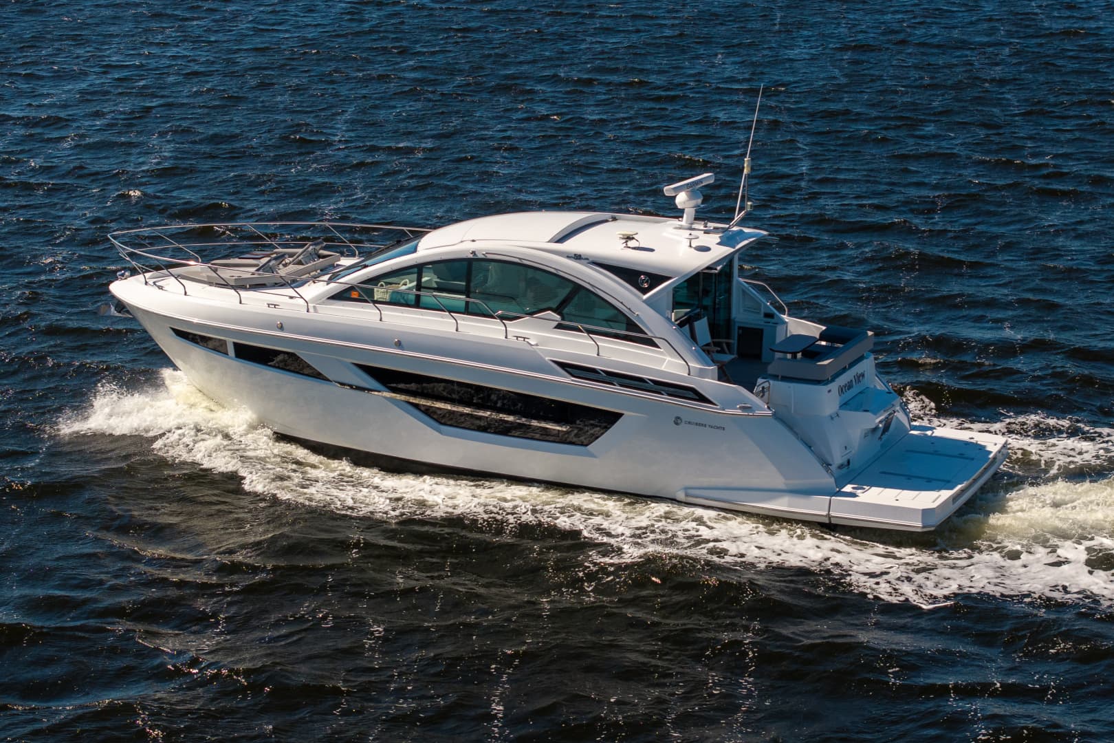 2020 Cruisers Yachts 50 CANTIUS