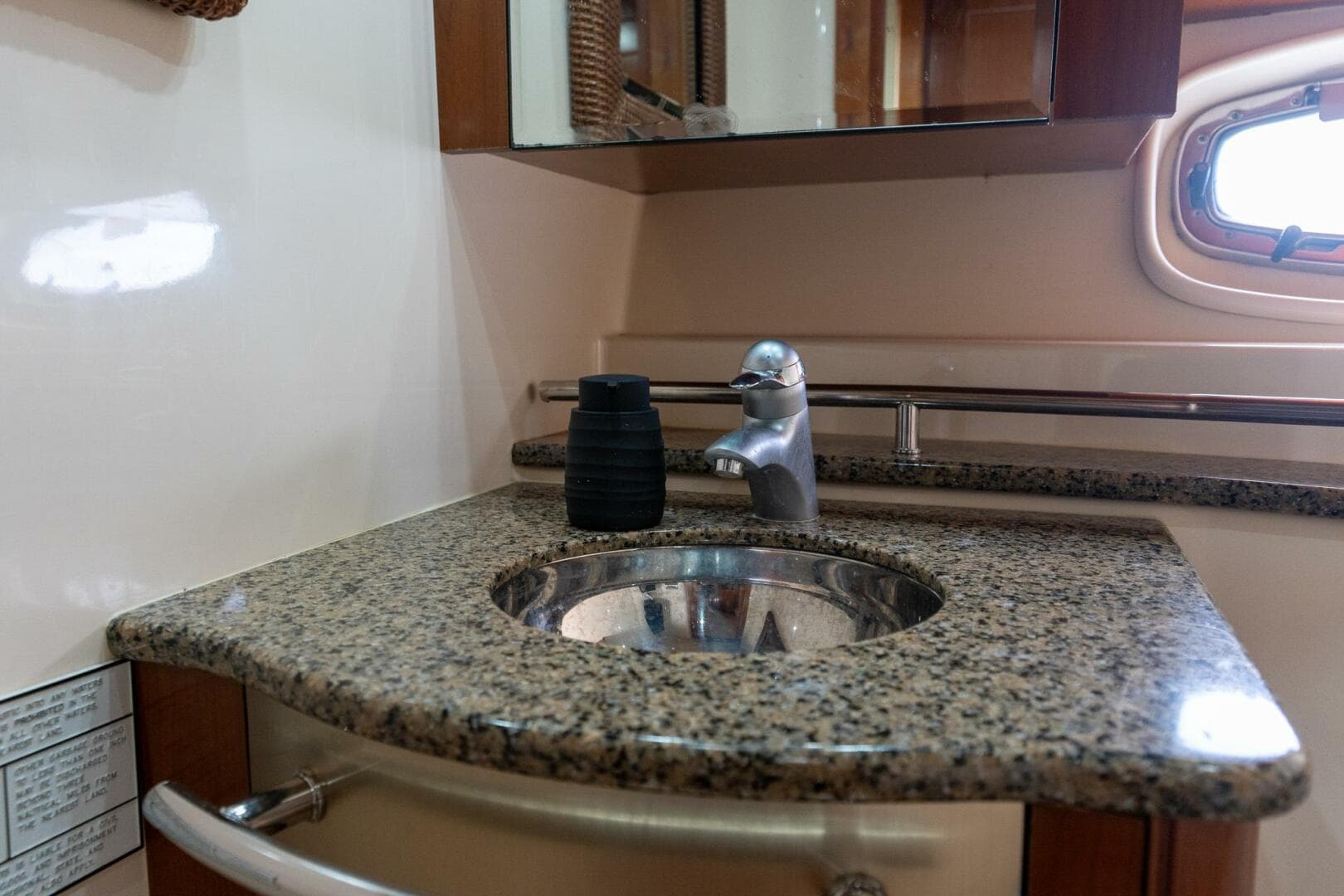 2005 Sea Ray 48 Sundancer