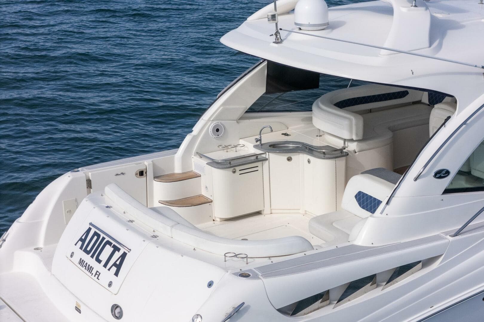 2005 Sea Ray 48 Sundancer