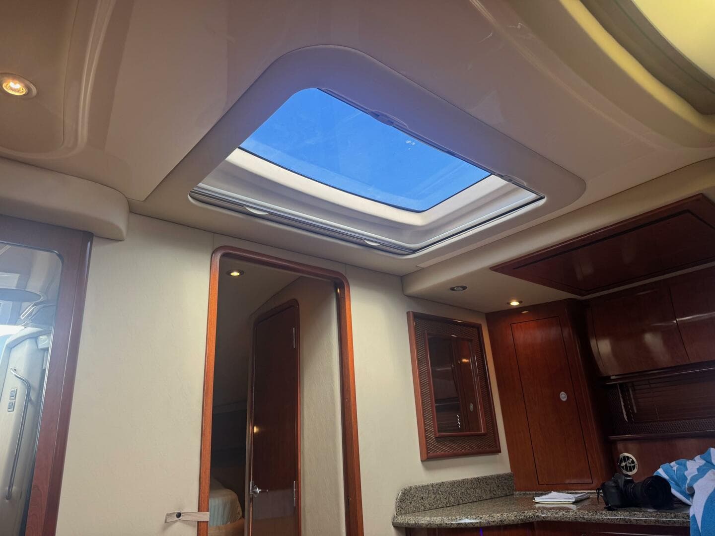 2005 Sea Ray Sundancer