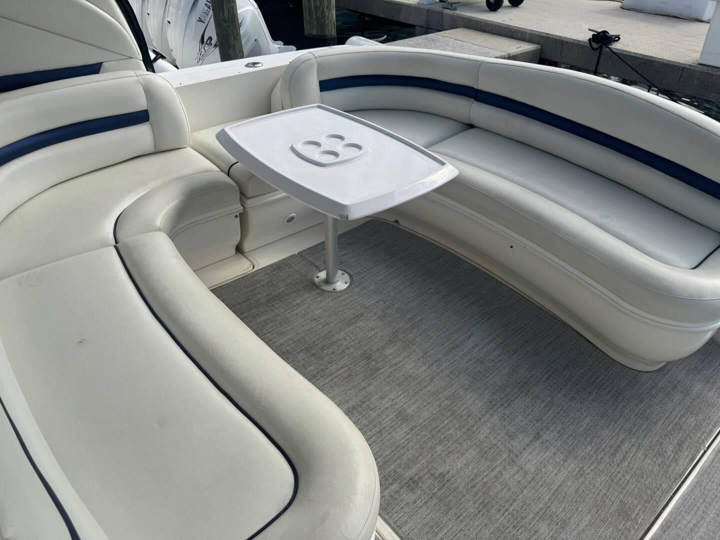 2005 Sea Ray Sundancer