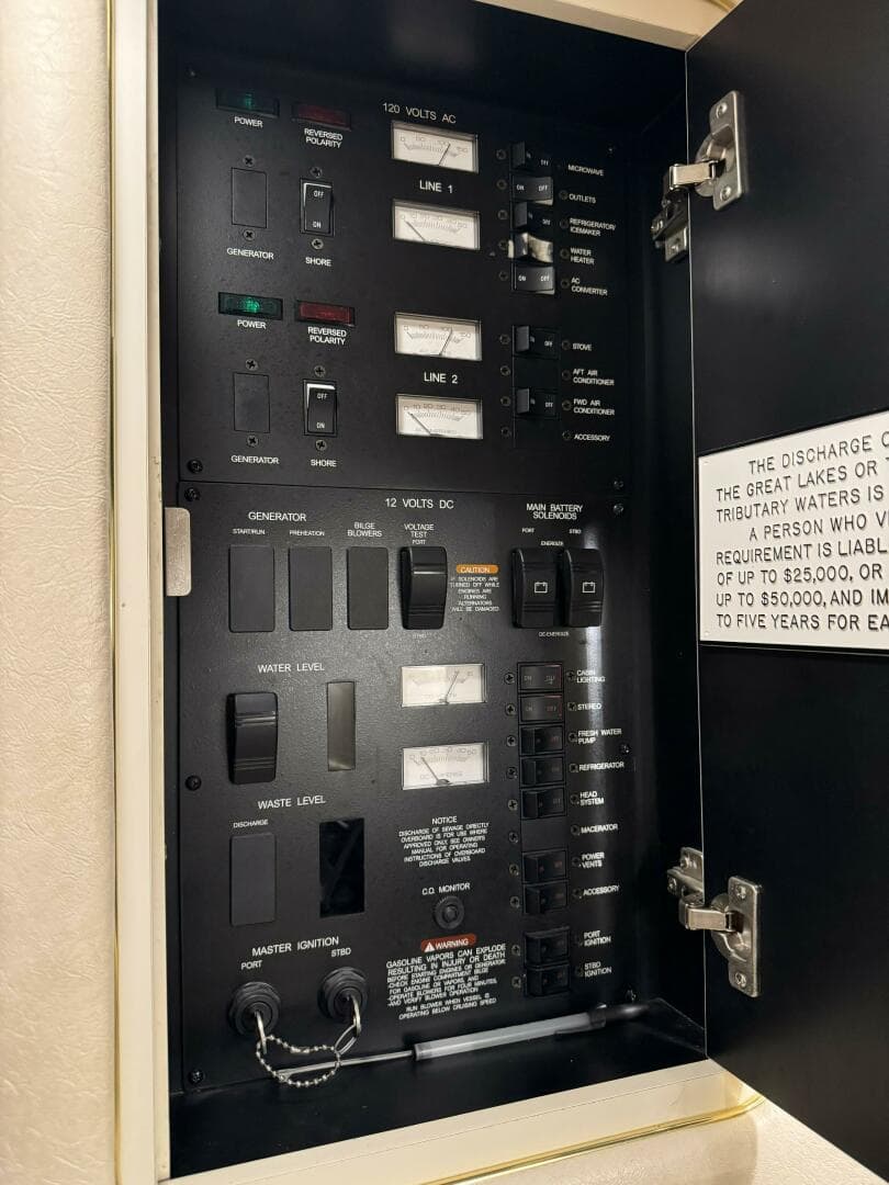 1999 Sea Ray 340 Sundancer