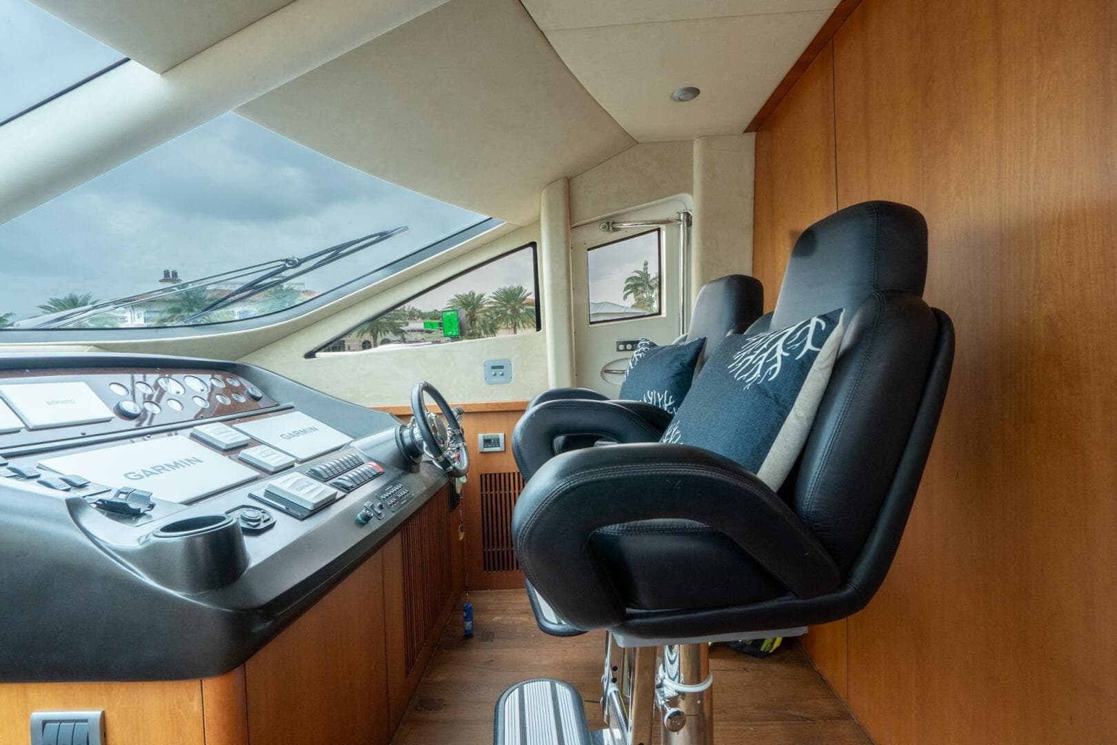 2008 Sunseeker Manhattan 70