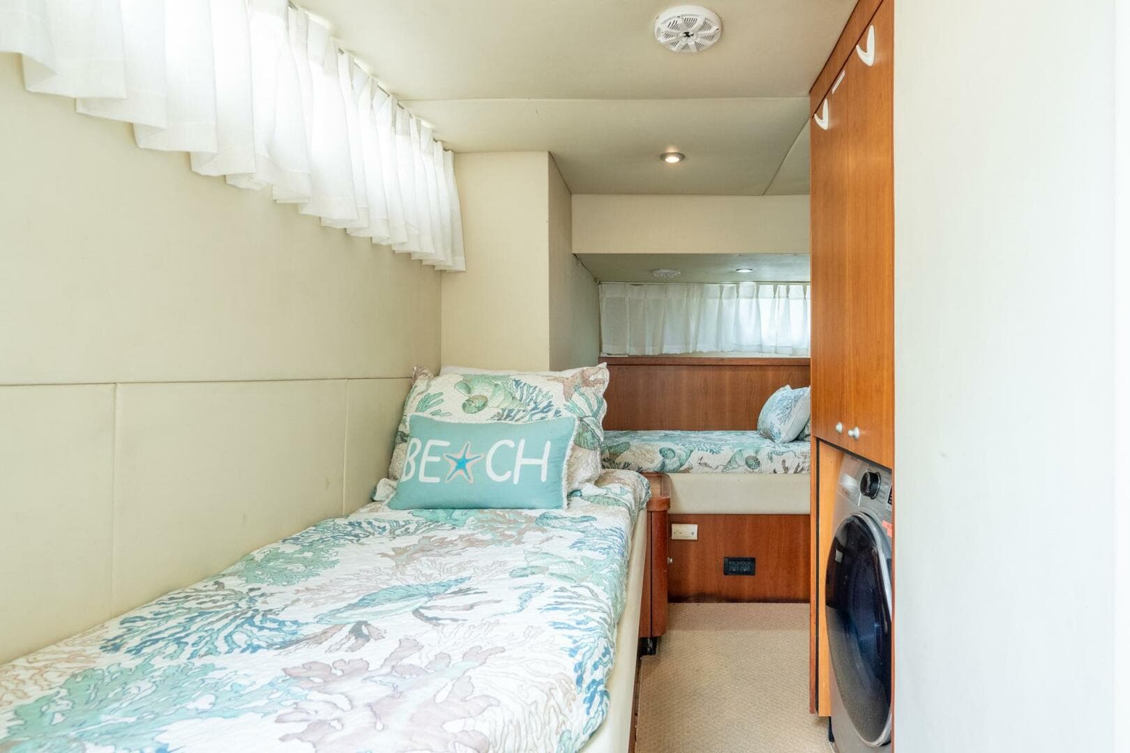 2008 Sunseeker Manhattan 70