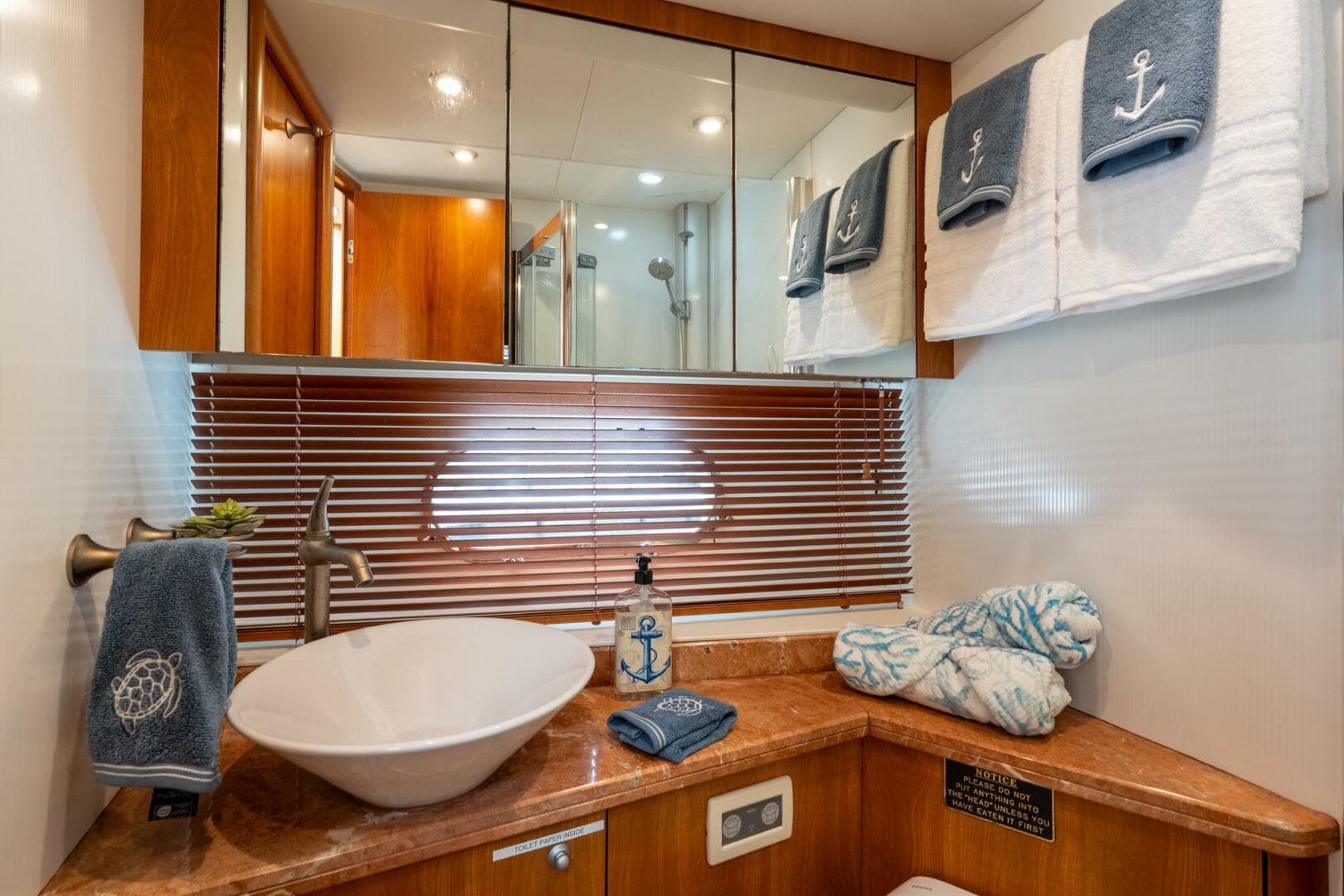 2008 Sunseeker Manhattan 70