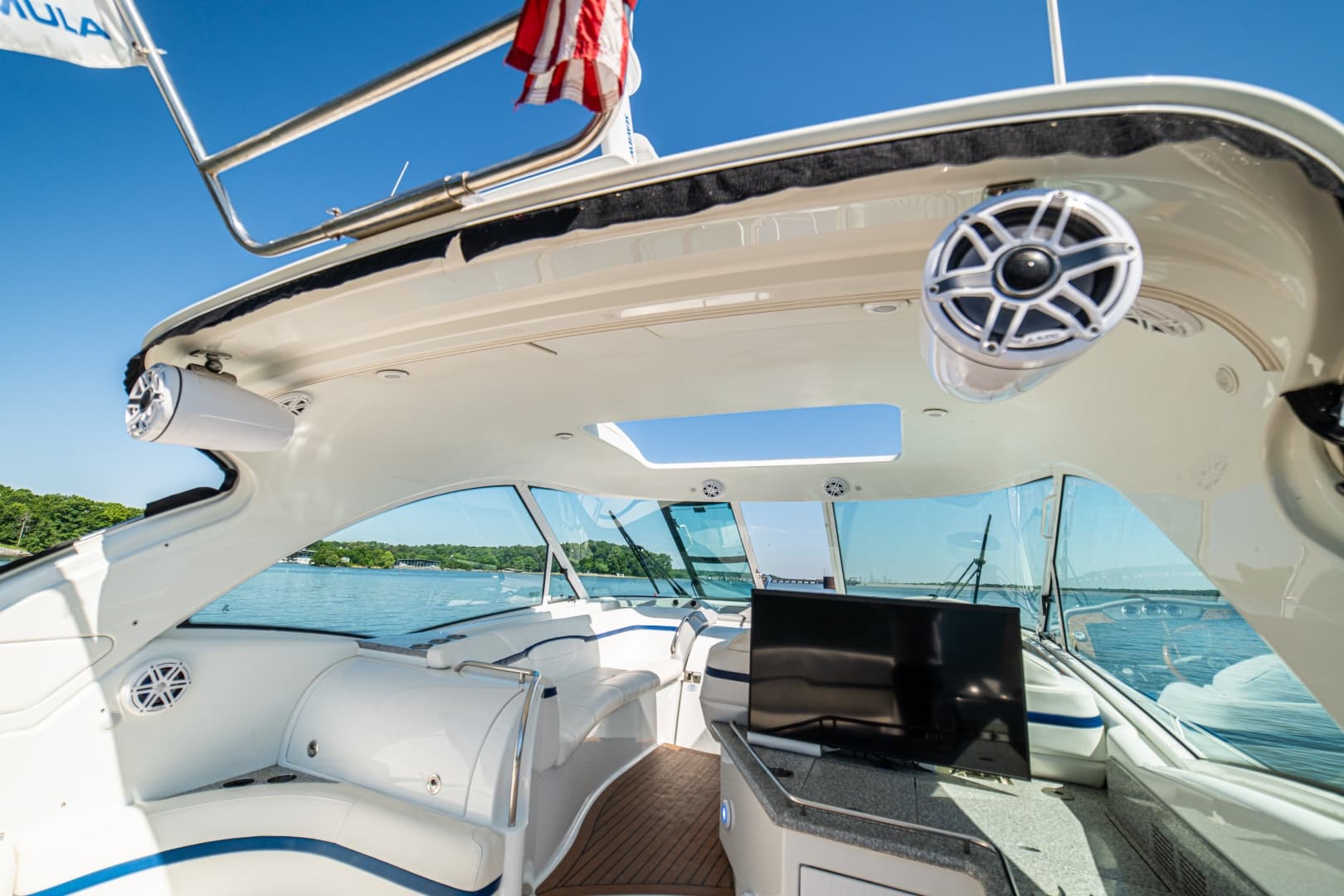2008 Formula 45 Yacht