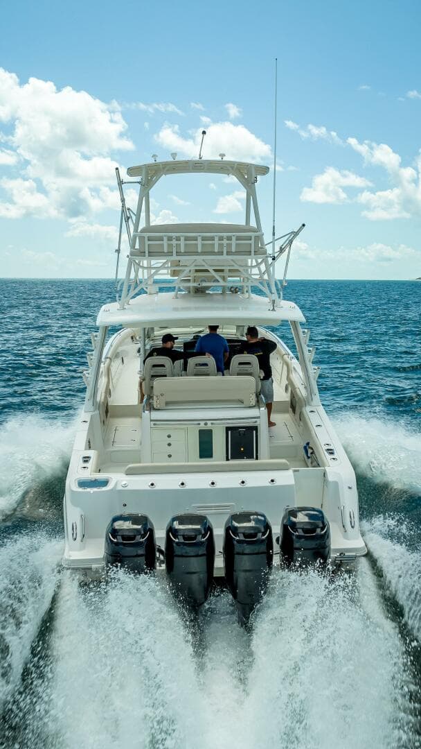 2016 Boston Whaler 