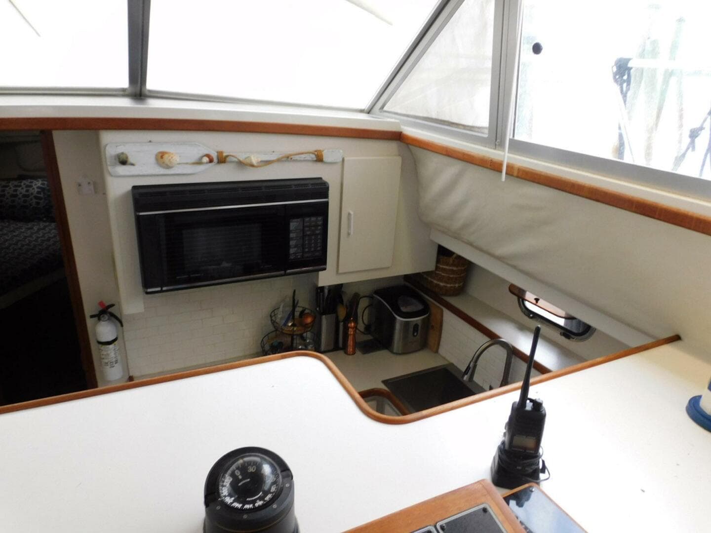 1993 Carver 445 Aft Cabin Motor Yacht