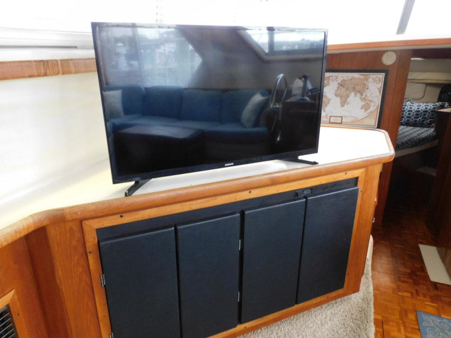 1993 Carver 445 Aft Cabin Motor Yacht