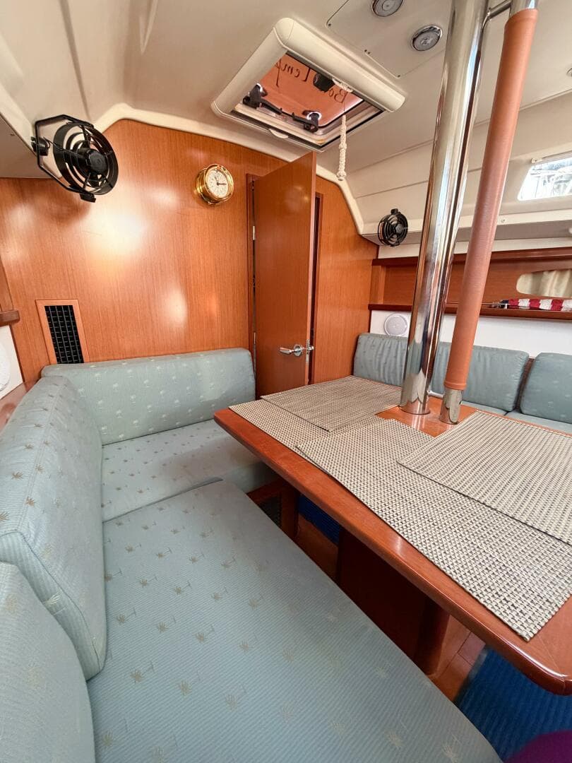 2009 Beneteau Oceanis 31