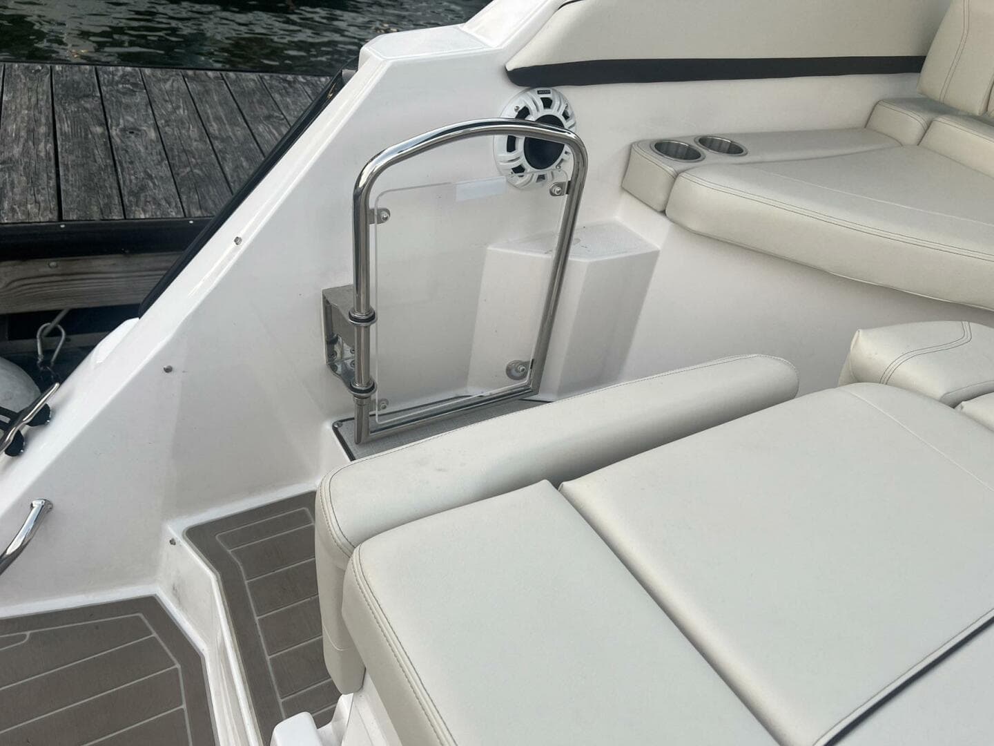 2024 Regal 26 Express