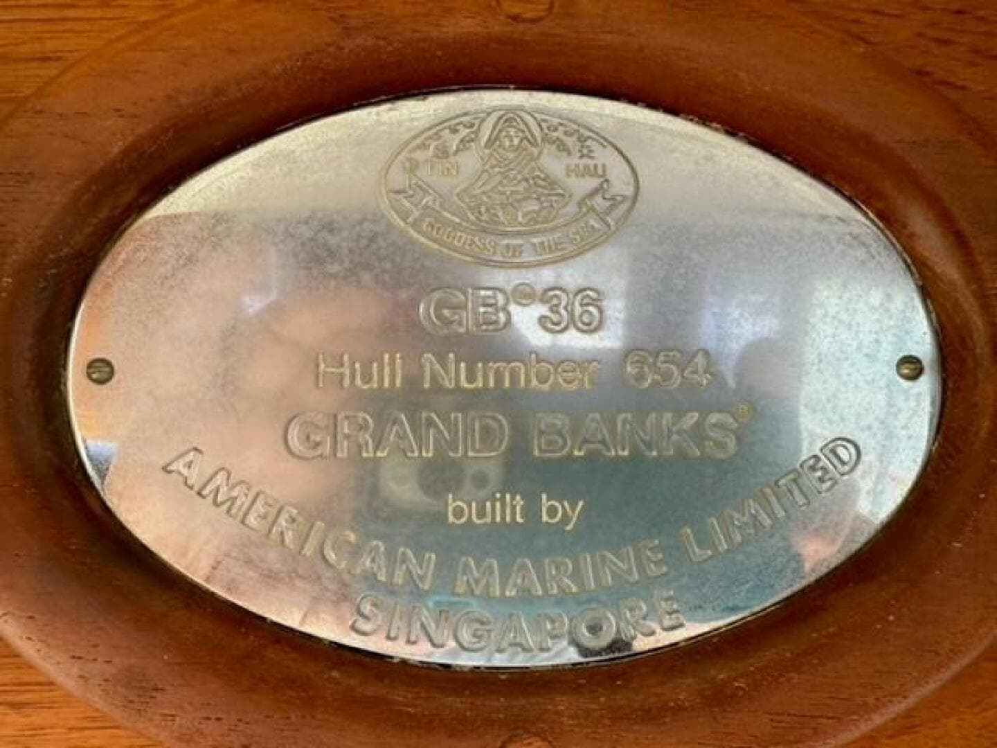 1981 Grand Banks 